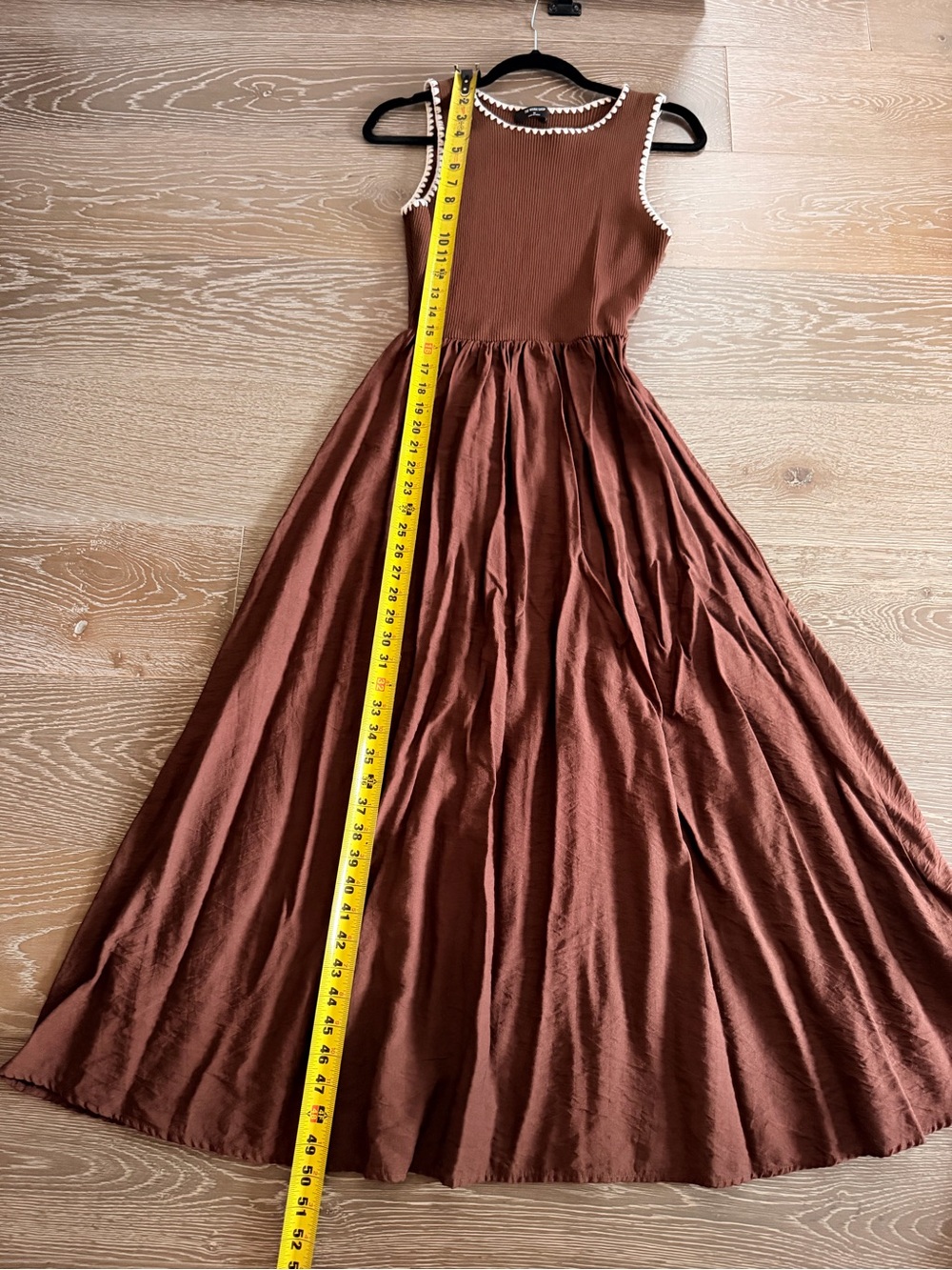 Sleeveless Rust Brown Midi Dress with White Trim size M - Picture 8 of 9